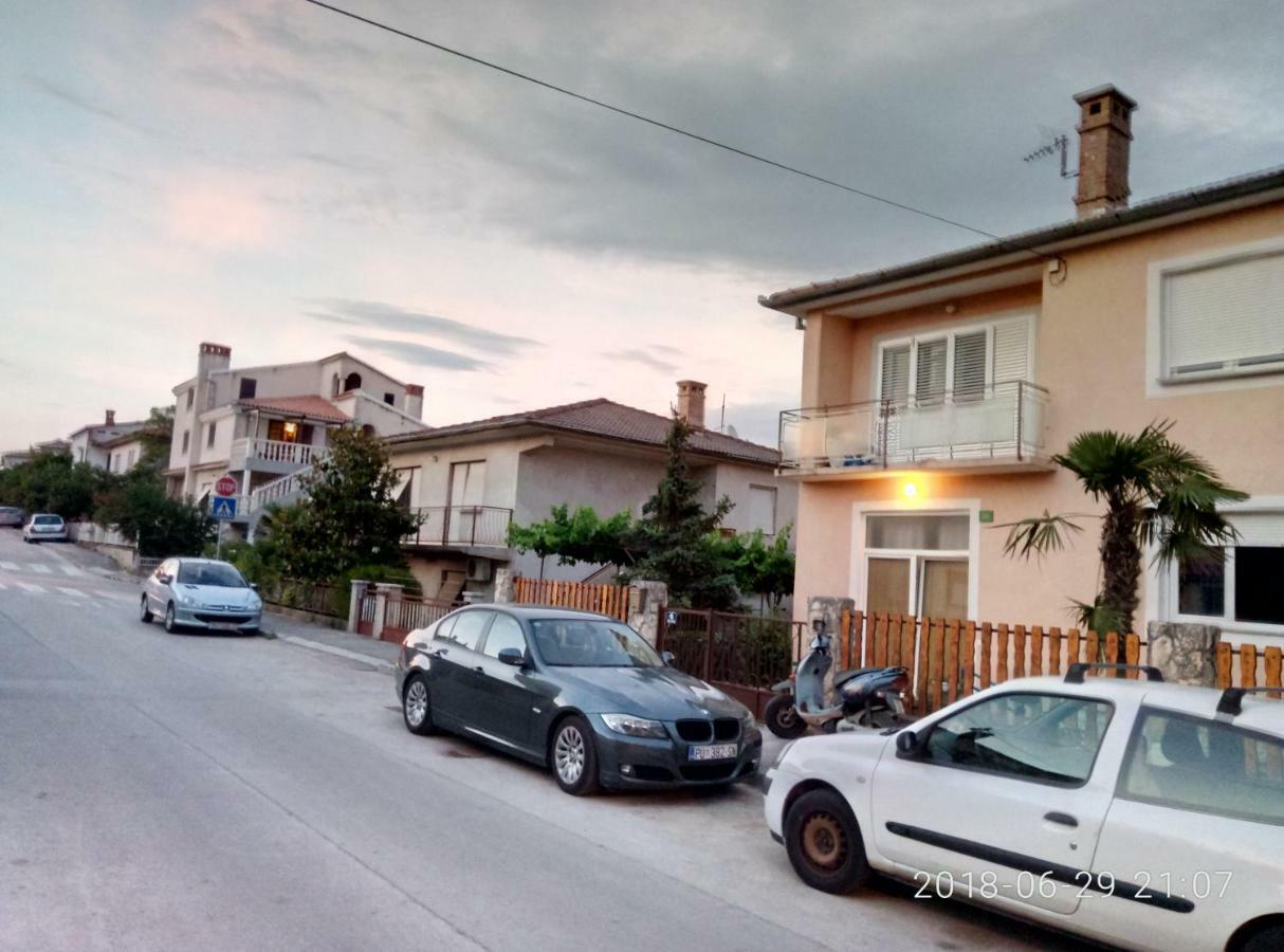 Apartman Vivian Pula Luaran gambar