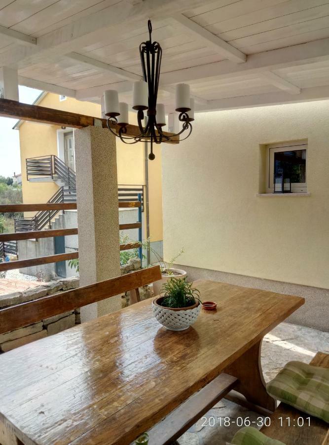 Apartman Vivian Pula Luaran gambar