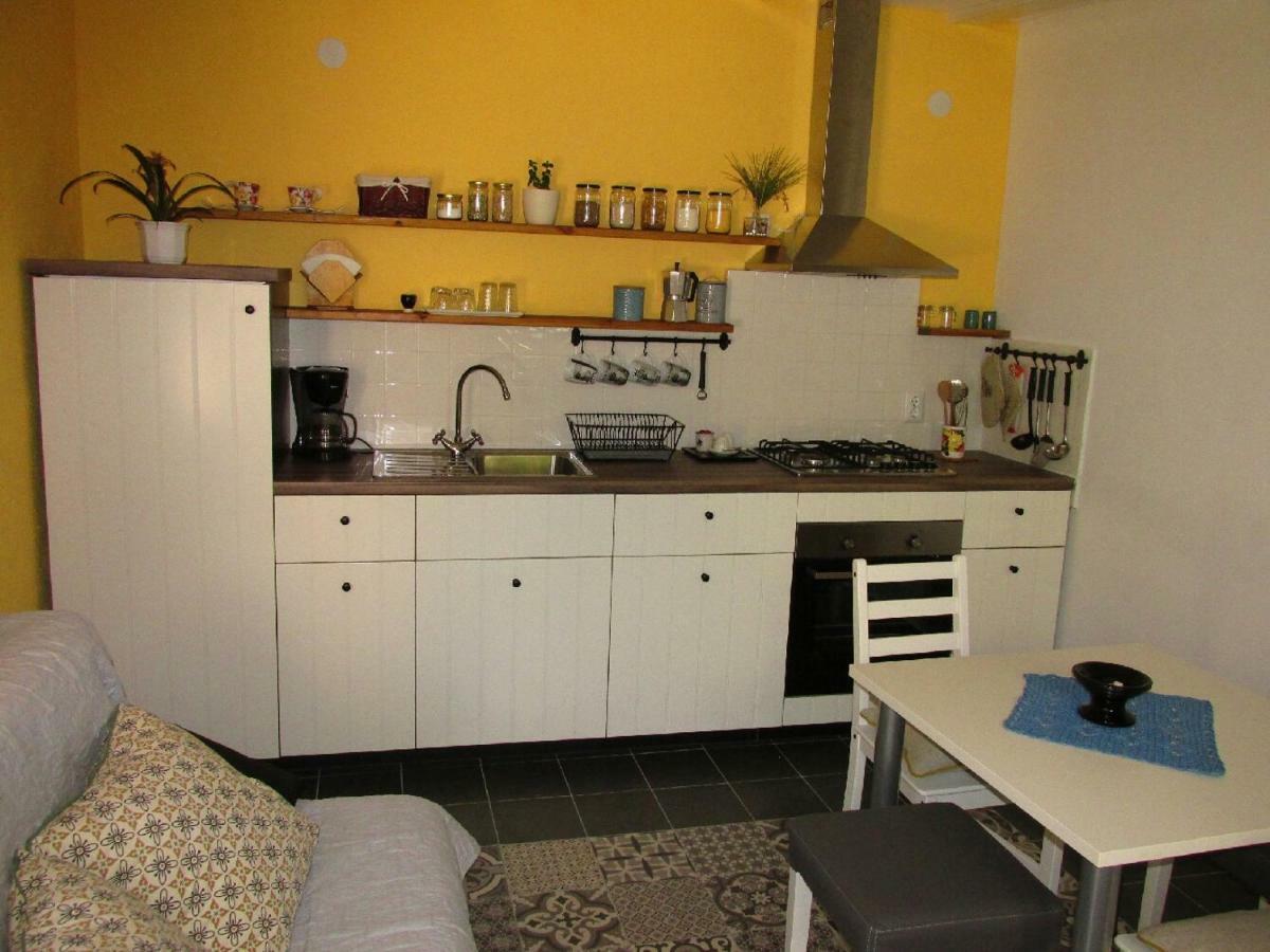 Apartman Vivian Pula Luaran gambar